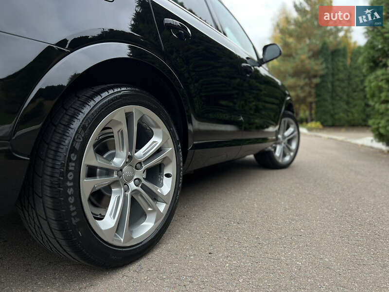 Внедорожник / Кроссовер Audi Q3 2016 в Ровно