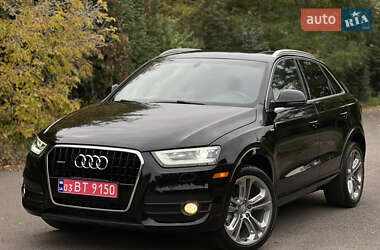 Внедорожник / Кроссовер Audi Q3 2016 в 