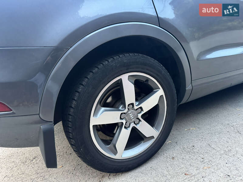 Внедорожник / Кроссовер Audi Q3 2015 в Днепре фото 11 Внедорожник / Кроссовер Audi Q3 2015 в Днепре