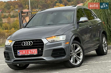 Позашляховик / Кросовер Audi Q3 2016 в 