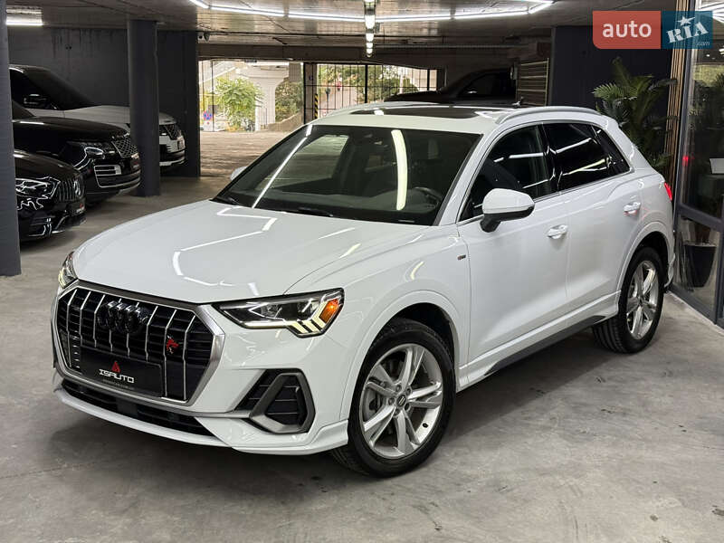 Позашляховик / Кросовер Audi Q3 2019 в Одесі