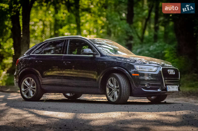 Позашляховик / Кросовер Audi Q3 2015 в Києві