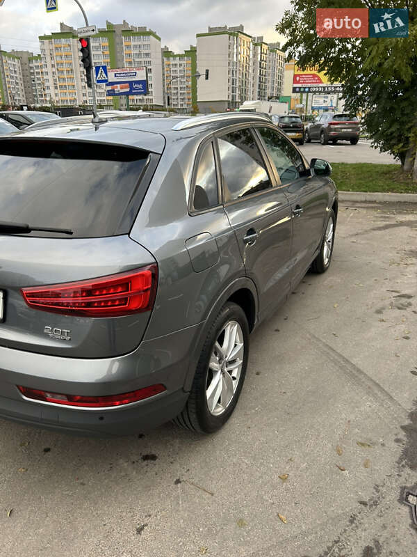 Позашляховик / Кросовер Audi Q3 2016 в Києві