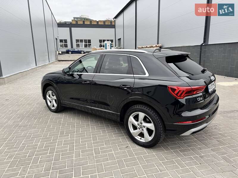 Позашляховик / Кросовер Audi Q3 2019 в Києві фото 3 Позашляховик / Кросовер Audi Q3 2019 в Києві