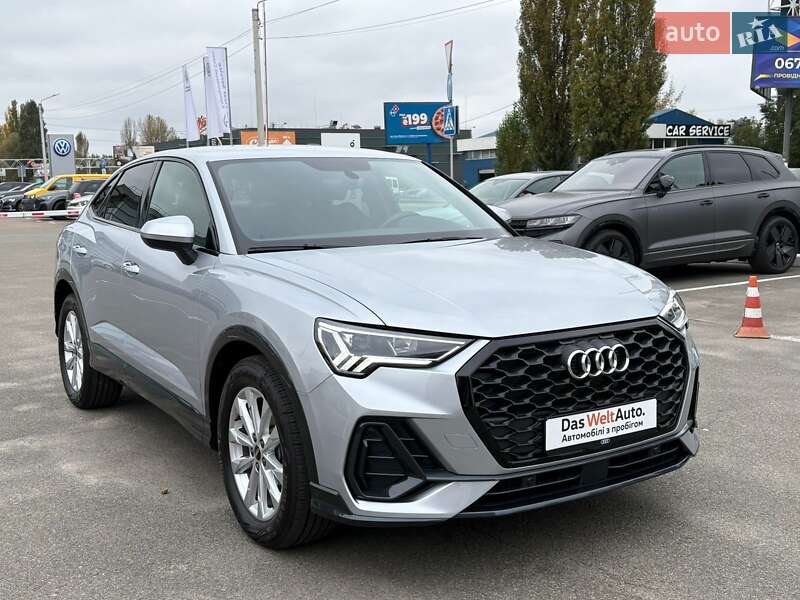 Позашляховик / Кросовер Audi Q3 2024 в Києві