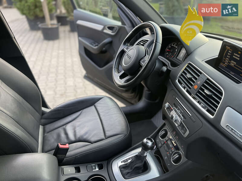Позашляховик / Кросовер Audi Q3 2016 в Луцьку