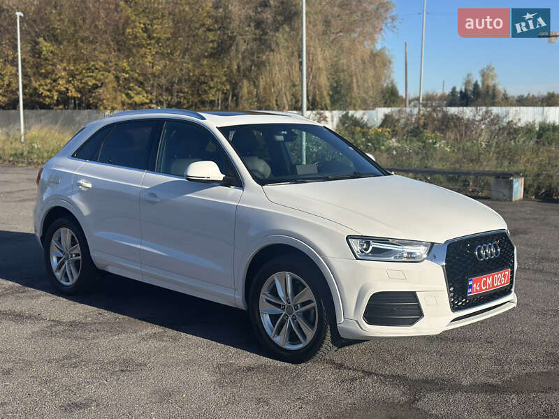 Внедорожник / Кроссовер Audi Q3 2015 в Львове