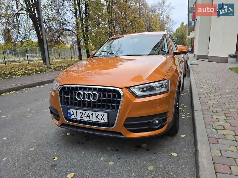 Позашляховик / Кросовер Audi Q3 2013 в Києві