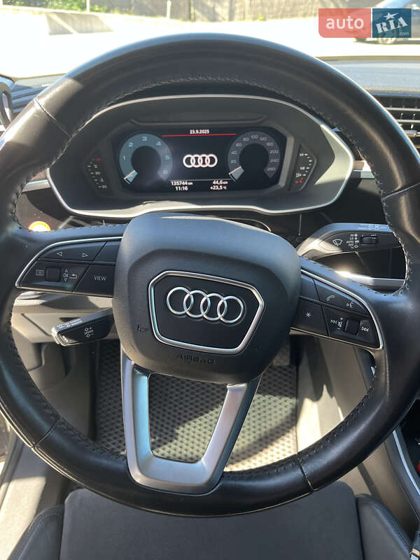 Позашляховик / Кросовер Audi Q3 2019 в Дніпрі фото 7 Позашляховик / Кросовер Audi Q3 2019 в Дніпрі