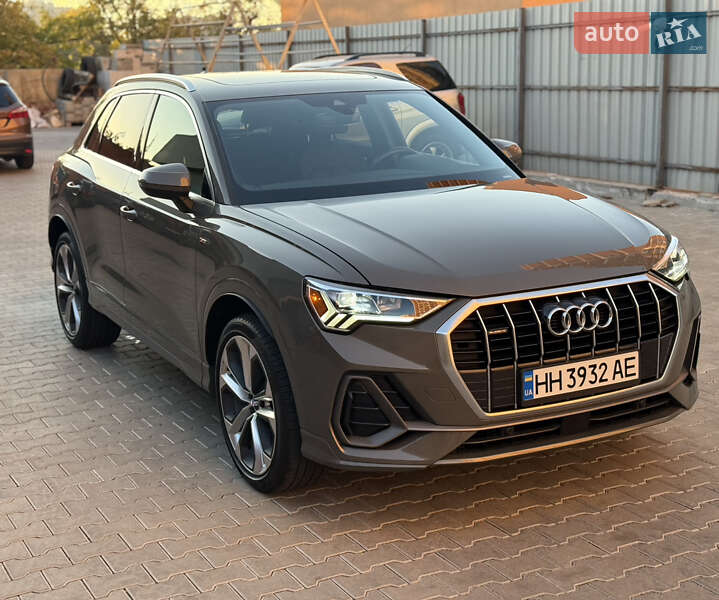 Позашляховик / Кросовер Audi Q3 2020 в Одесі фото 4 Позашляховик / Кросовер Audi Q3 2020 в Одесі