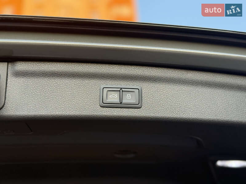 Позашляховик / Кросовер Audi Q3 2020 в Одесі фото 26 Позашляховик / Кросовер Audi Q3 2020 в Одесі