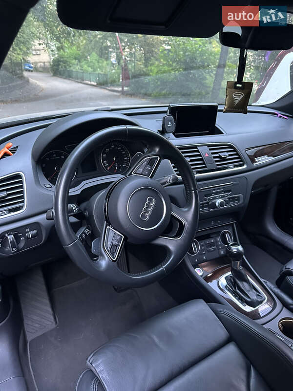 Позашляховик / Кросовер Audi Q3 2018 в Дніпрі фото 12 Позашляховик / Кросовер Audi Q3 2018 в Дніпрі