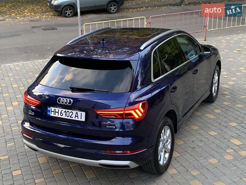 Позашляховик / Кросовер Audi Q3 2022 в Одесі