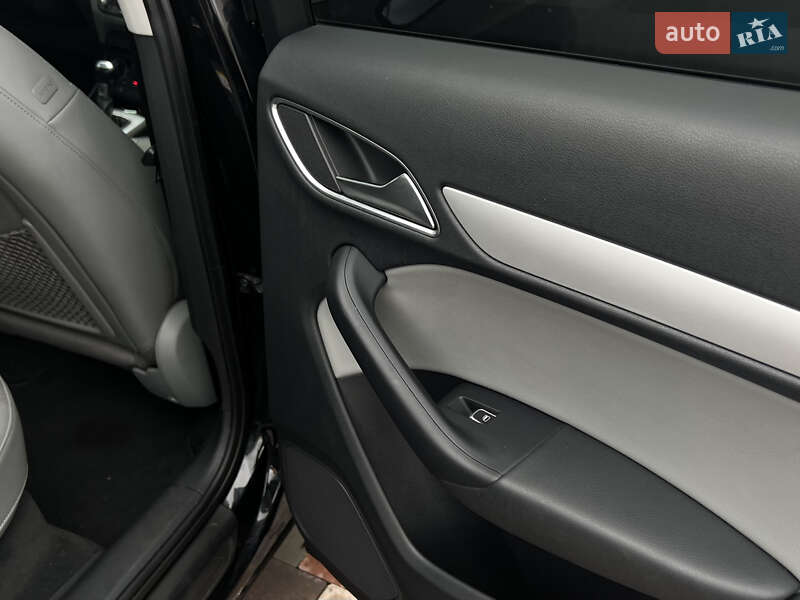 Позашляховик / Кросовер Audi Q3 2016 в Києві фото 20 Позашляховик / Кросовер Audi Q3 2016 в Києві