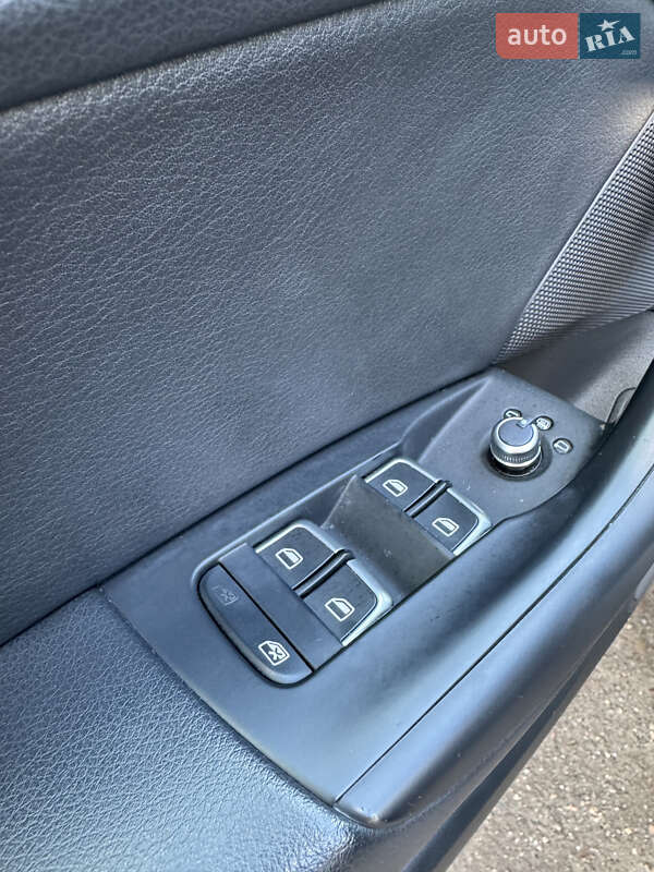 Позашляховик / Кросовер Audi Q3 2018 в Сумах фото 26 Позашляховик / Кросовер Audi Q3 2018 в Сумах