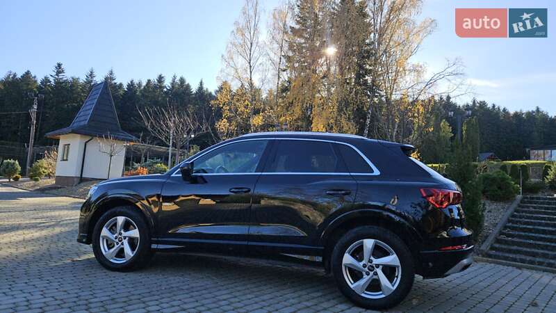Позашляховик / Кросовер Audi Q3 2022 в Старому Самборі фото 9 Позашляховик / Кросовер Audi Q3 2022 в Старому Самборі