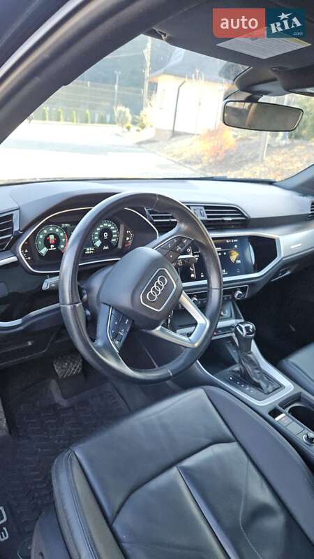 Позашляховик / Кросовер Audi Q3 2022 в Старому Самборі фото 18 Позашляховик / Кросовер Audi Q3 2022 в Старому Самборі