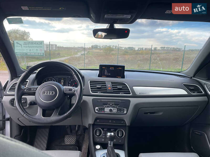 Внедорожник / Кроссовер Audi Q3 2016 в Ровно