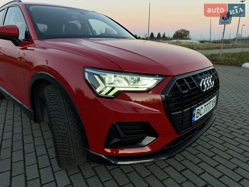 Позашляховик / Кросовер Audi Q3 2021 в Львові