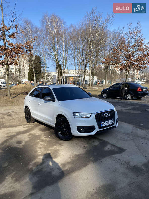 Позашляховик / Кросовер Audi Q3 2012 в Львові