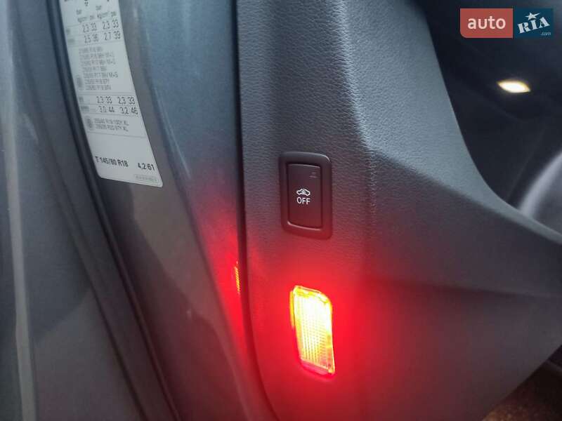 Внедорожник / Кроссовер Audi Q3 2014 в Бердичеве