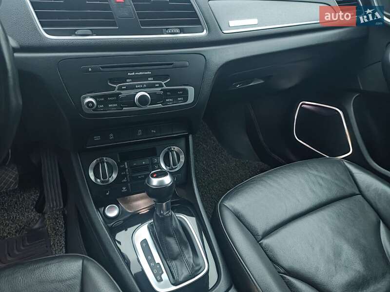Внедорожник / Кроссовер Audi Q3 2014 в Бердичеве