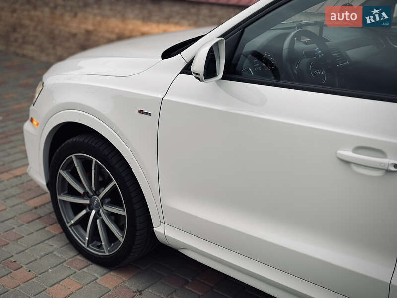 Позашляховик / Кросовер Audi Q3 2017 в Одесі