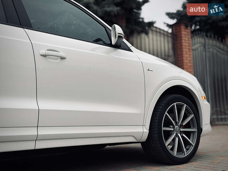 Позашляховик / Кросовер Audi Q3 2017 в Одесі
