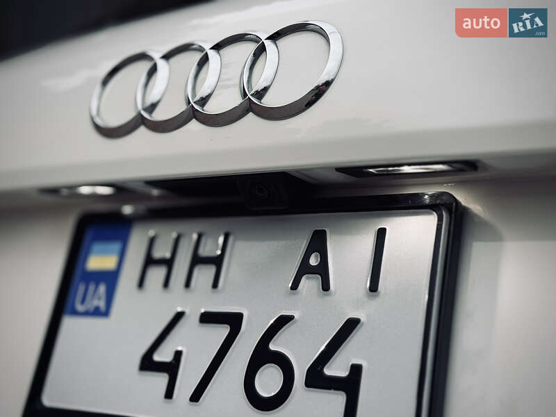 Позашляховик / Кросовер Audi Q3 2017 в Одесі