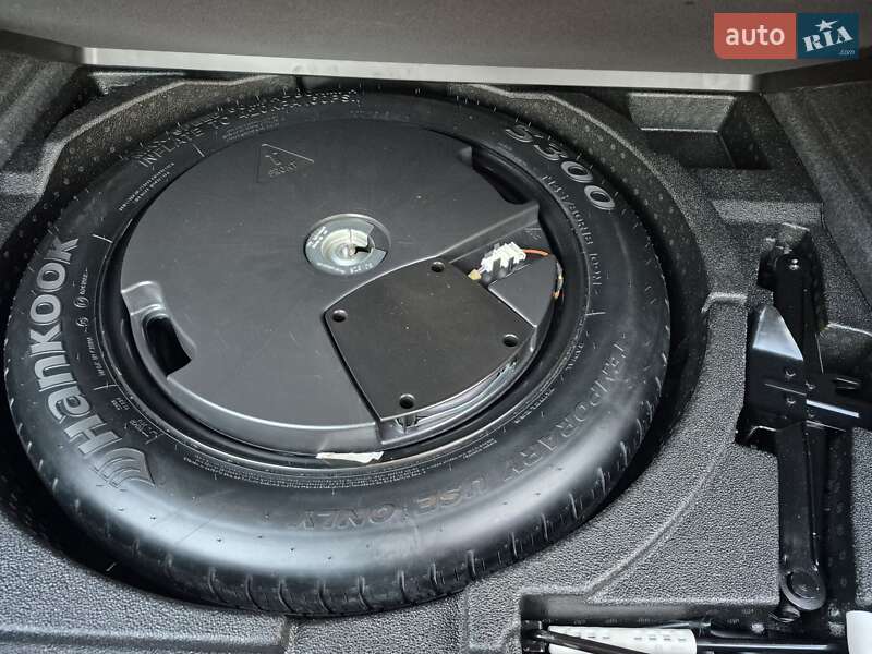 Позашляховик / Кросовер Audi Q3 2016 в Львові