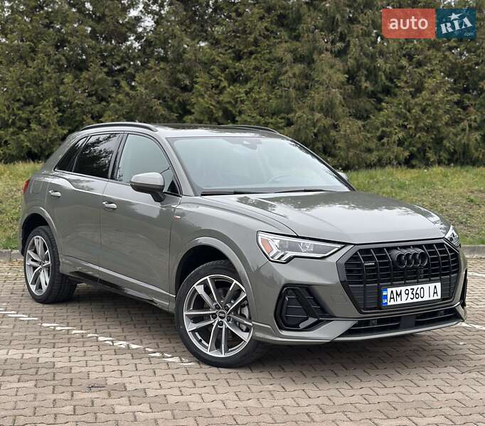 Внедорожник / Кроссовер Audi Q3 2023 в Киеве