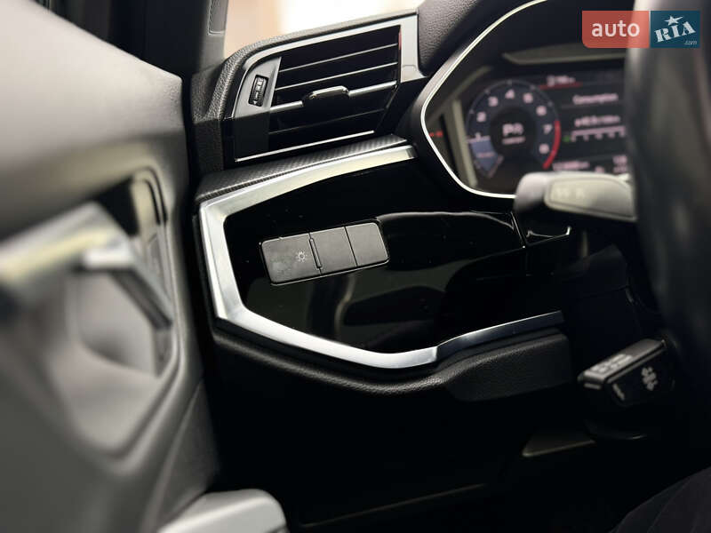 Внедорожник / Кроссовер Audi Q3 2019 в Киеве фото 16 Внедорожник / Кроссовер Audi Q3 2019 в Киеве