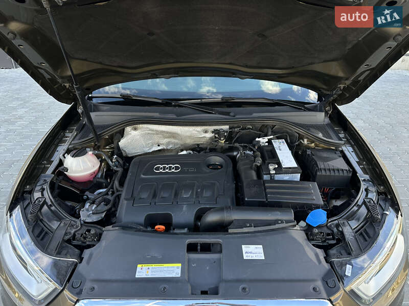 Внедорожник / Кроссовер Audi Q3 2012 в Тернополе фото 50 Внедорожник / Кроссовер Audi Q3 2012 в Тернополе