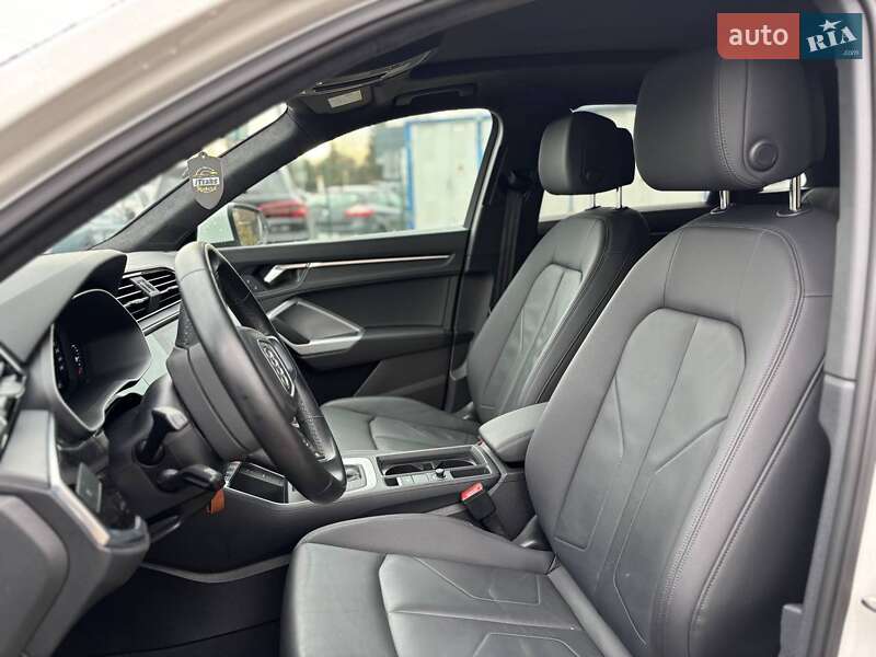 Внедорожник / Кроссовер Audi Q3 2020 в Стрые