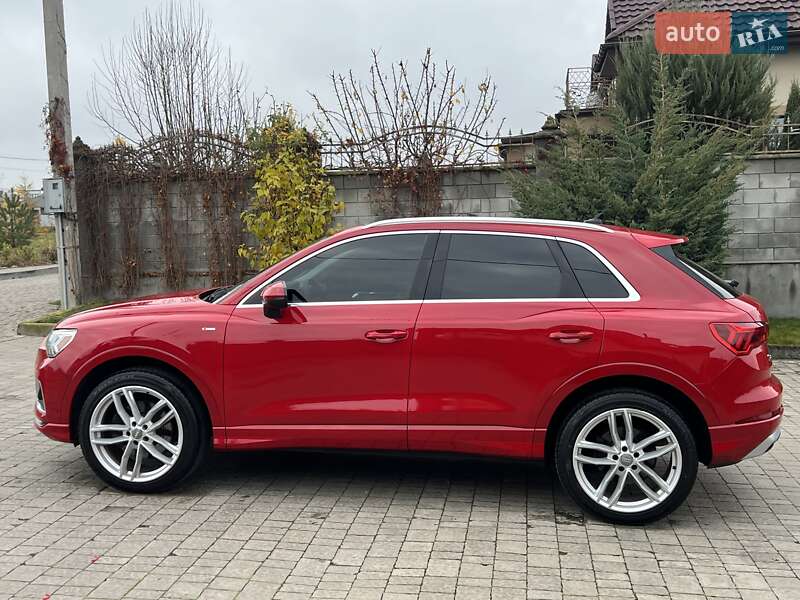Внедорожник / Кроссовер Audi Q3 2020 в Ровно