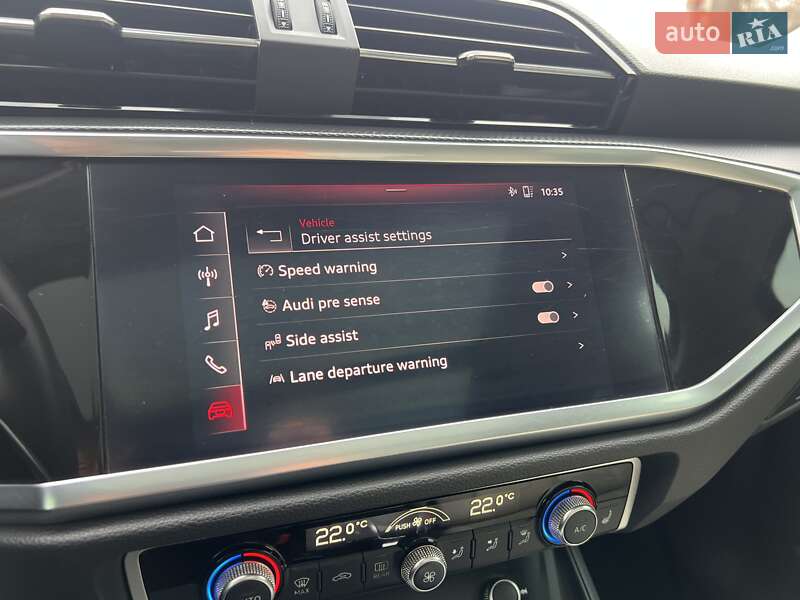 Внедорожник / Кроссовер Audi Q3 2020 в Ровно