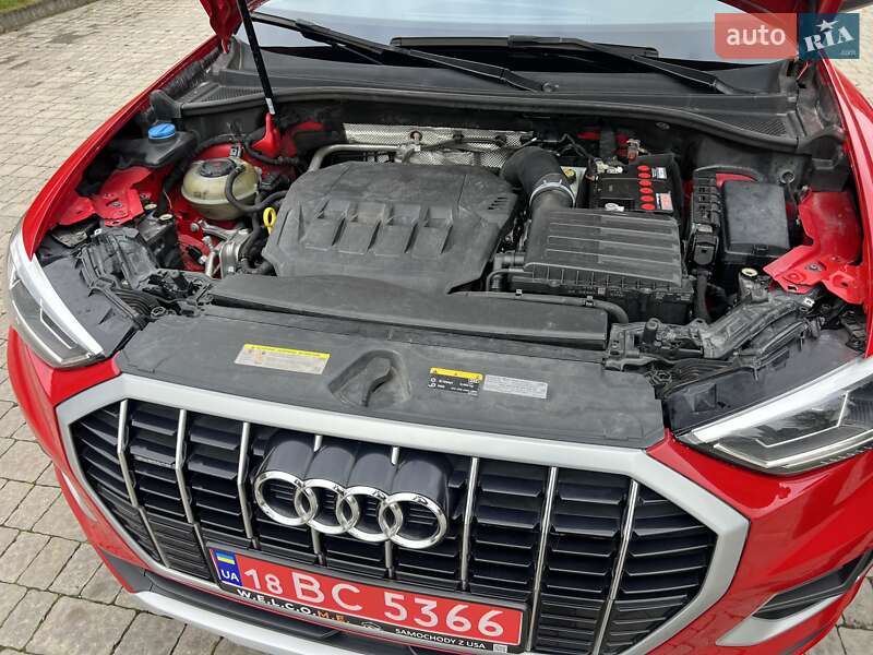 Внедорожник / Кроссовер Audi Q3 2020 в Ровно