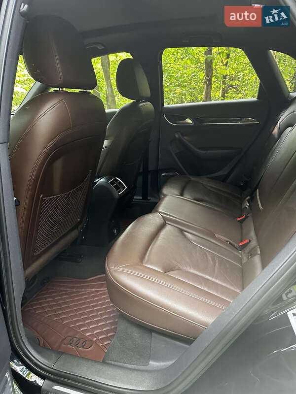 Позашляховик / Кросовер Audi Q3 2017 в Карлівці