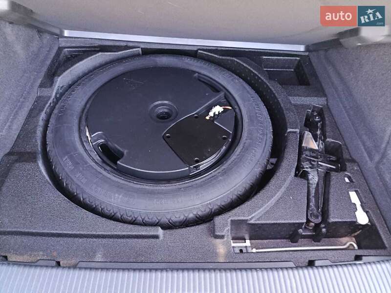 Позашляховик / Кросовер Audi Q3 2015 в Хотині фото 3 Позашляховик / Кросовер Audi Q3 2015 в Хотині