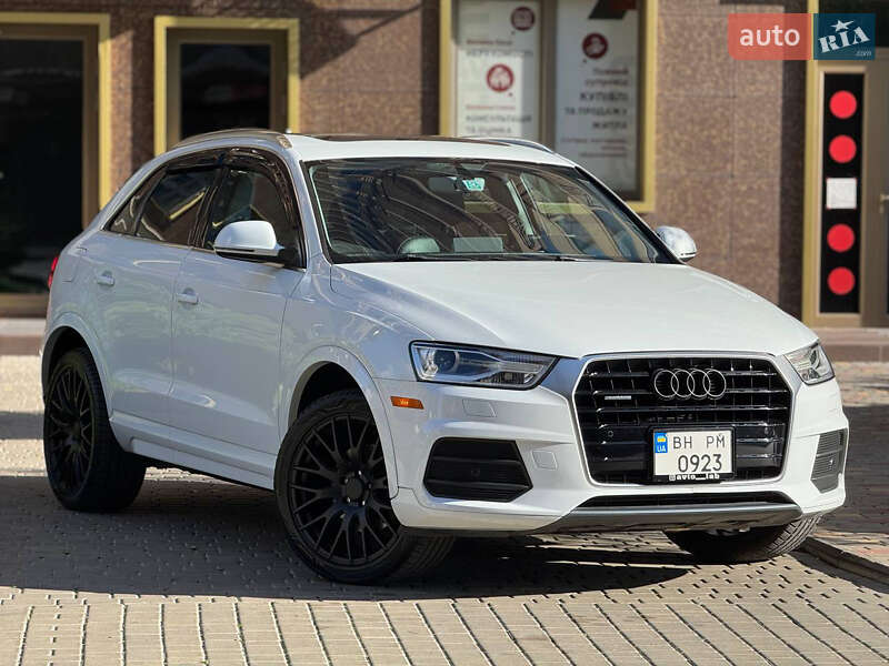 Позашляховик / Кросовер Audi Q3 2015 в Одесі