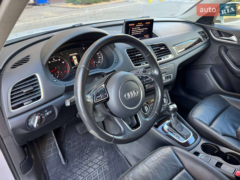 Позашляховик / Кросовер Audi Q3 2015 в Одесі