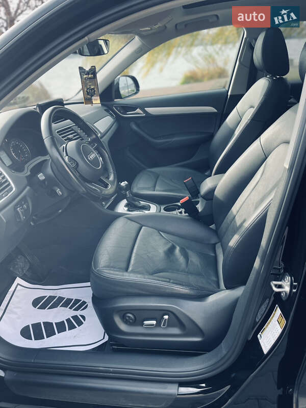 Позашляховик / Кросовер Audi Q3 2017 в Тернополі