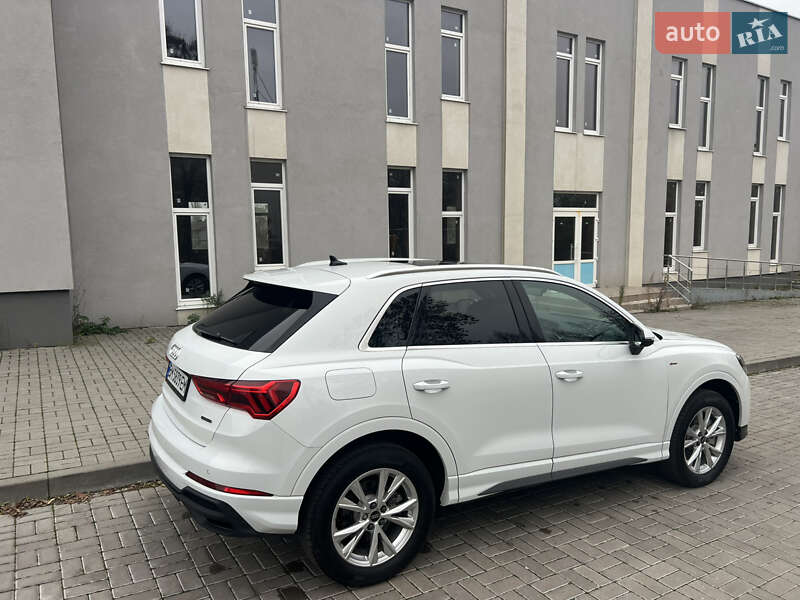 Позашляховик / Кросовер Audi Q3 2023 в Сумах фото 7 Позашляховик / Кросовер Audi Q3 2023 в Сумах