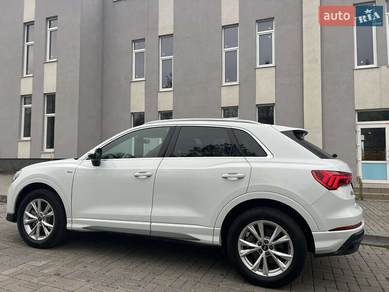 Позашляховик / Кросовер Audi Q3 2023 в Сумах фото 19 Позашляховик / Кросовер Audi Q3 2023 в Сумах