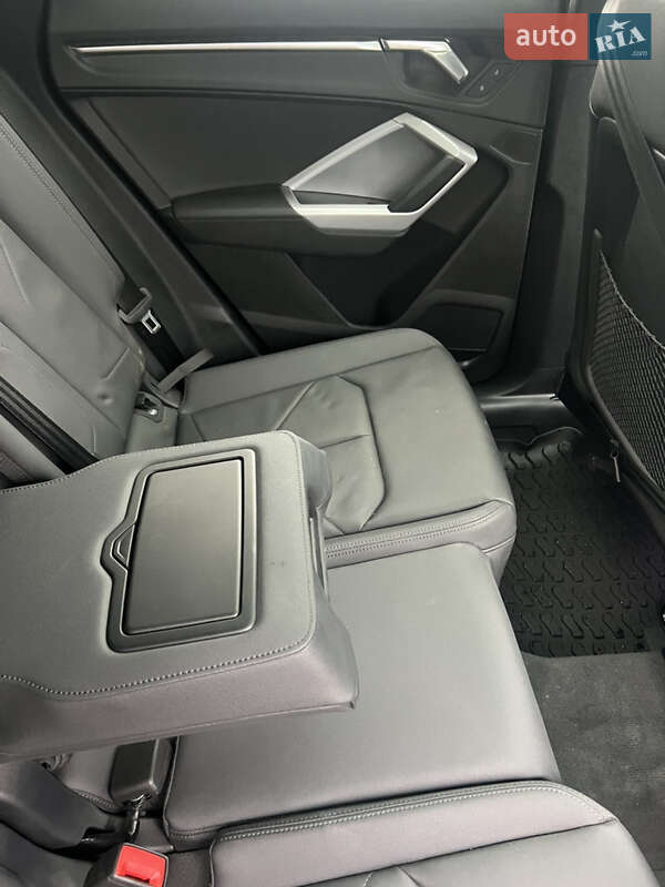 Позашляховик / Кросовер Audi Q3 2023 в Сумах фото 44 Позашляховик / Кросовер Audi Q3 2023 в Сумах