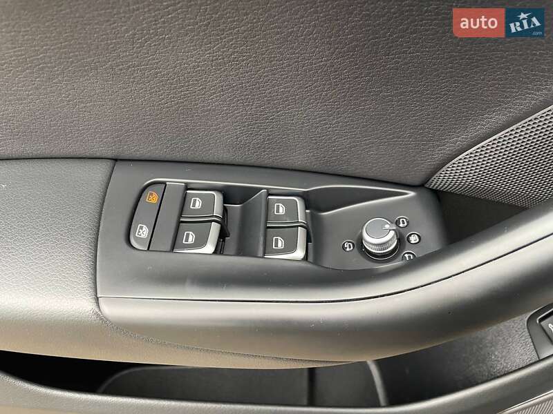 Позашляховик / Кросовер Audi Q3 2017 в Вінниці