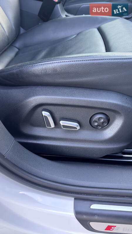 Позашляховик / Кросовер Audi Q3 2018 в Дніпрі