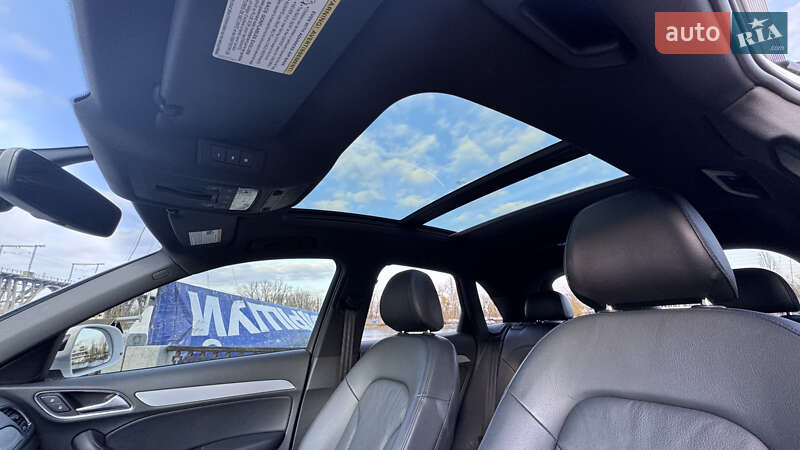 Позашляховик / Кросовер Audi Q3 2018 в Дніпрі