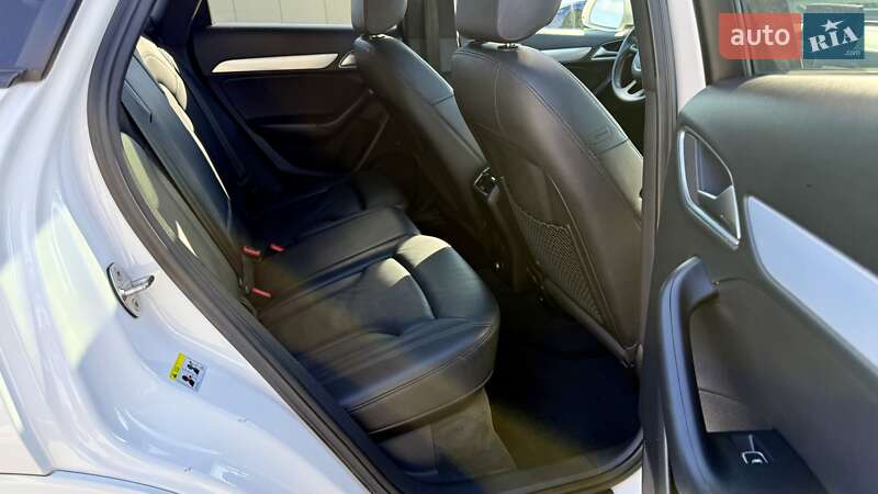 Позашляховик / Кросовер Audi Q3 2018 в Києві