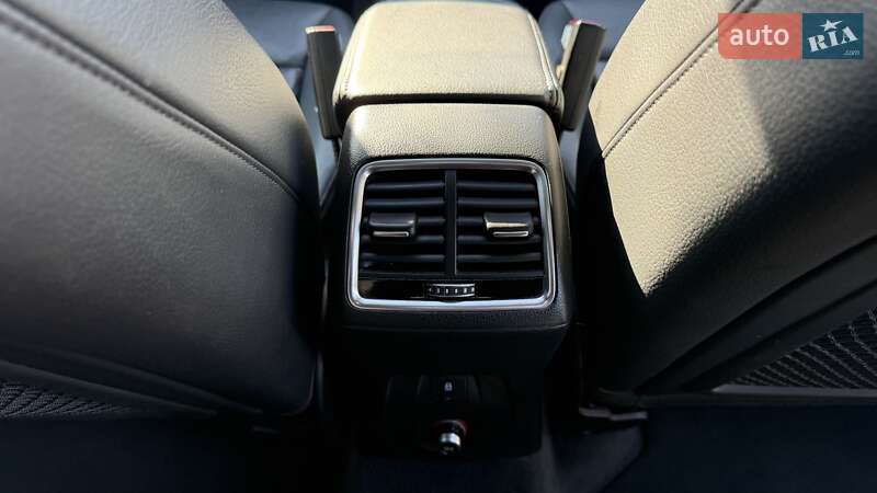 Позашляховик / Кросовер Audi Q3 2018 в Києві